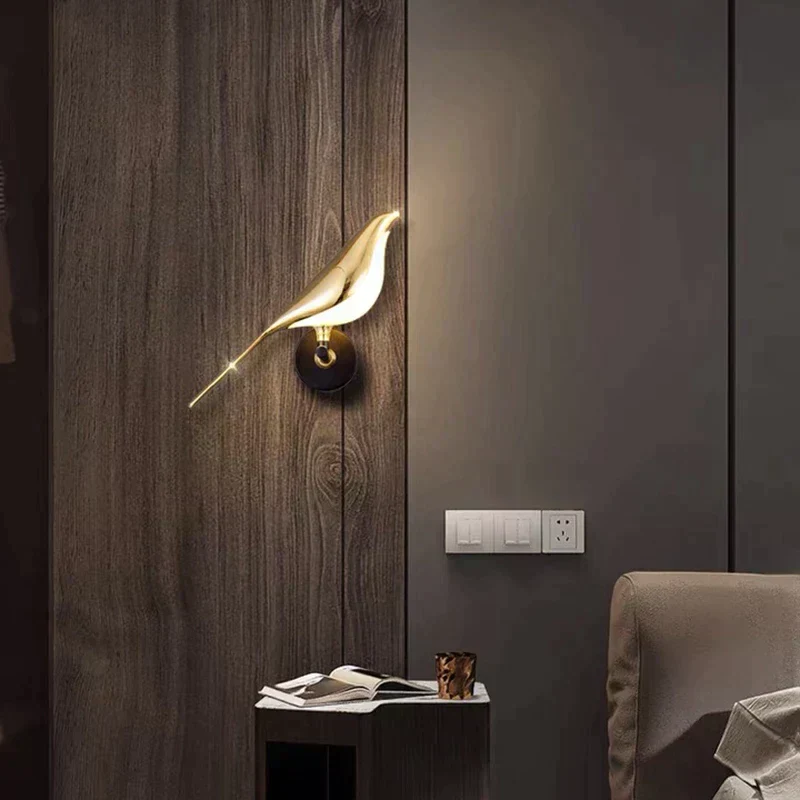 Moderne Væglampe til Fugle – AviaryGlow Design