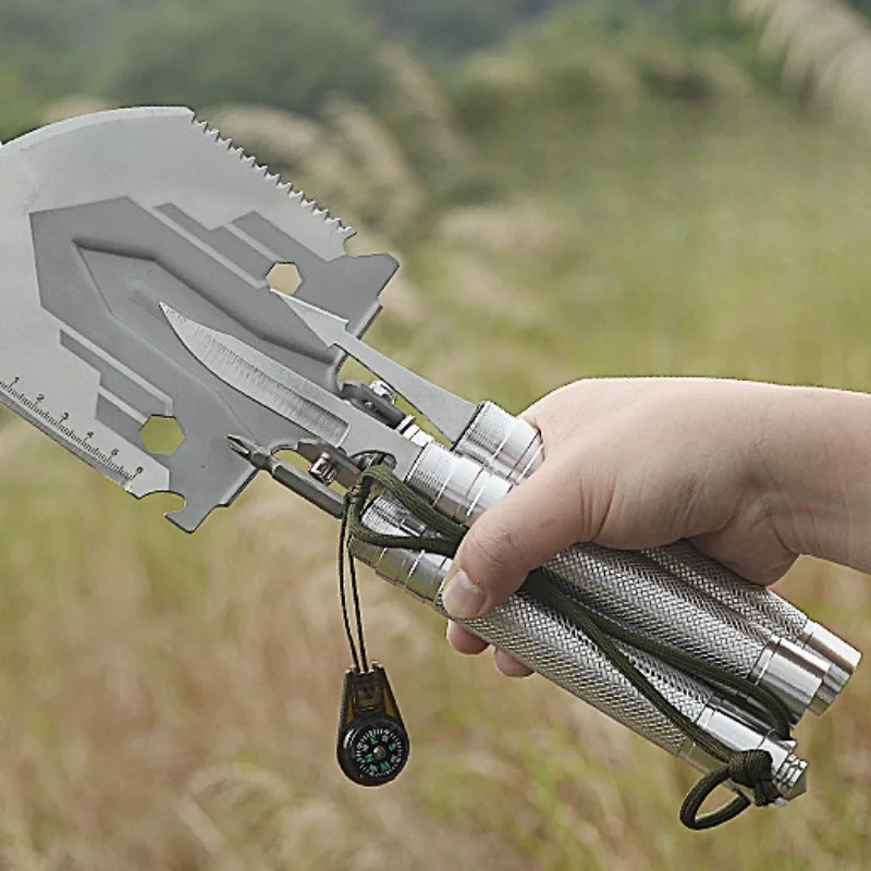 Multifunktionel udendørs campingspade