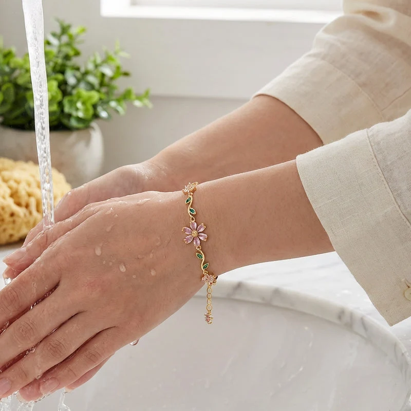 Jewelance™ BlossomBracelet 1+1 GRATIS: Blomma Blomblad Blomster Modearmband