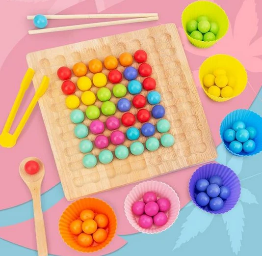 Montessori Logisk Spil med Perler – Fremmer Farveteori og Tankefærdigheder