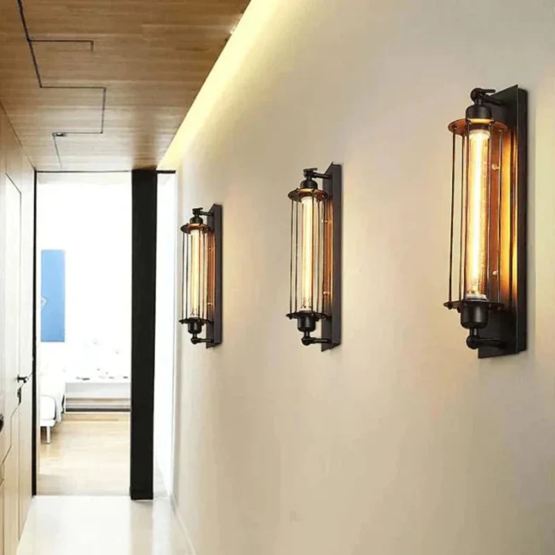 LED Væglampe i Vintage Stil - Tidløst Design med Elegant Præg