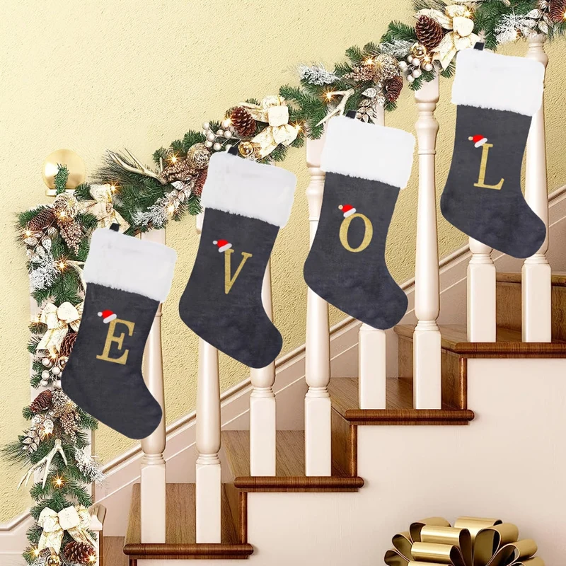 Grå Samt Julestrømper med Monogram Bogstav – Dekoration