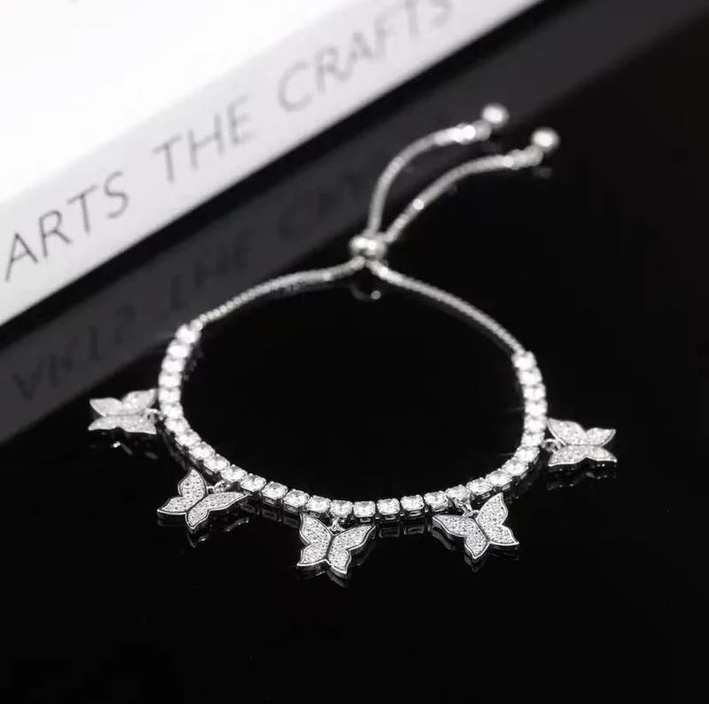 Armbånd med sommerfugledesign