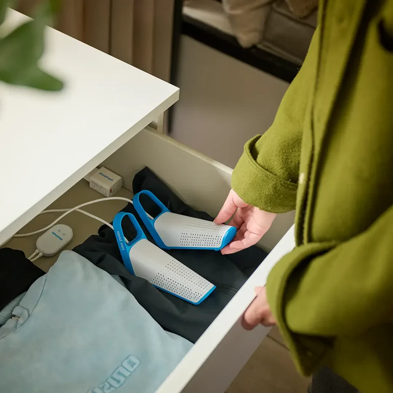 Bærbar elektrisk skotørrer og lugtfjerner, effektiv og handy