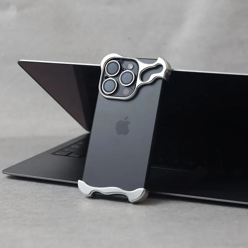 Slanket etui til smartphone med minimalistisk design