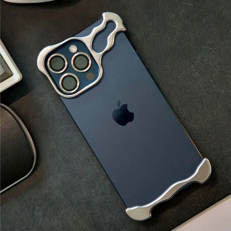 Slanket etui til smartphone med minimalistisk design