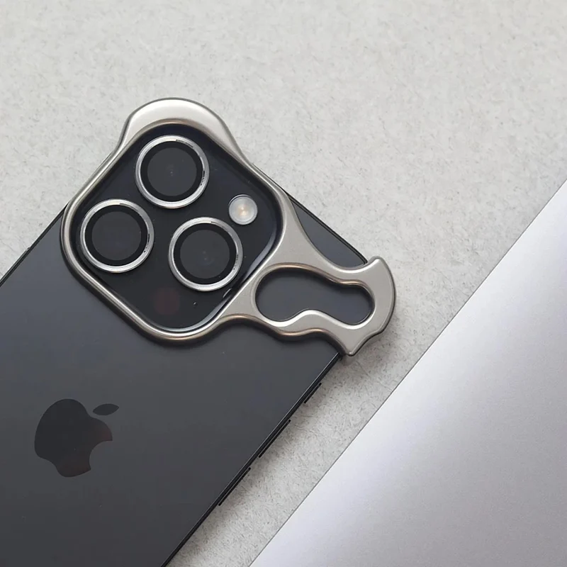 Slanket etui til smartphone med minimalistisk design