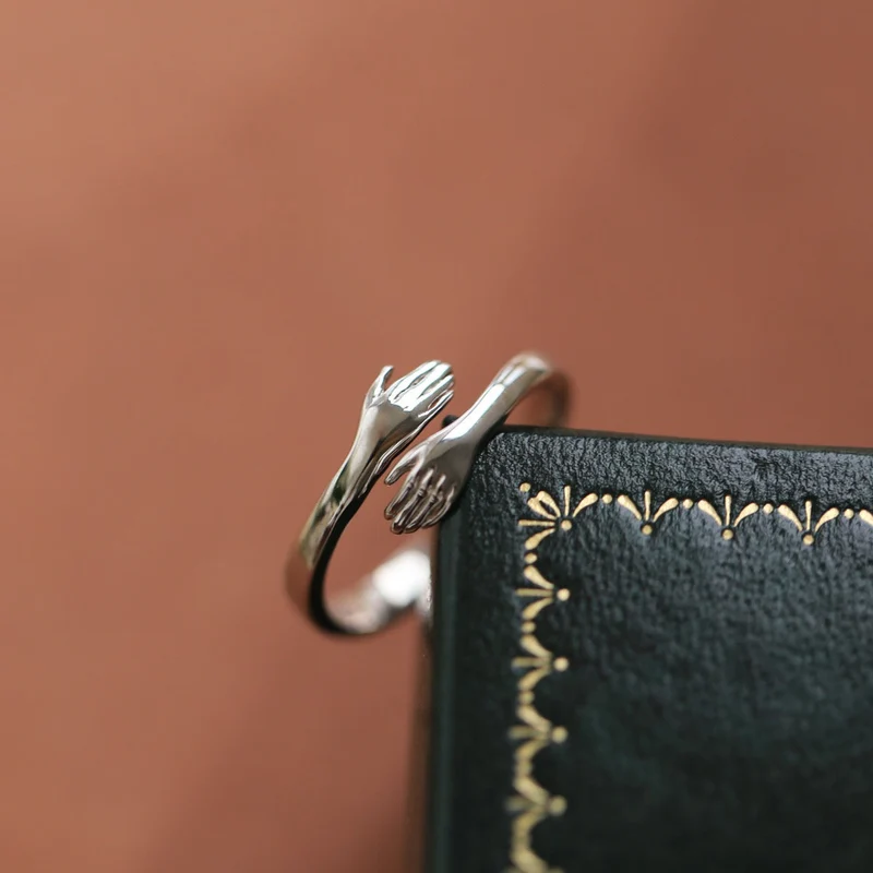 Ring i sterling sølv med kramme design