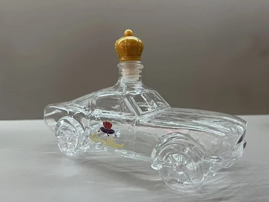 Whisky Dekanter i Form af Bil – Mustang Design