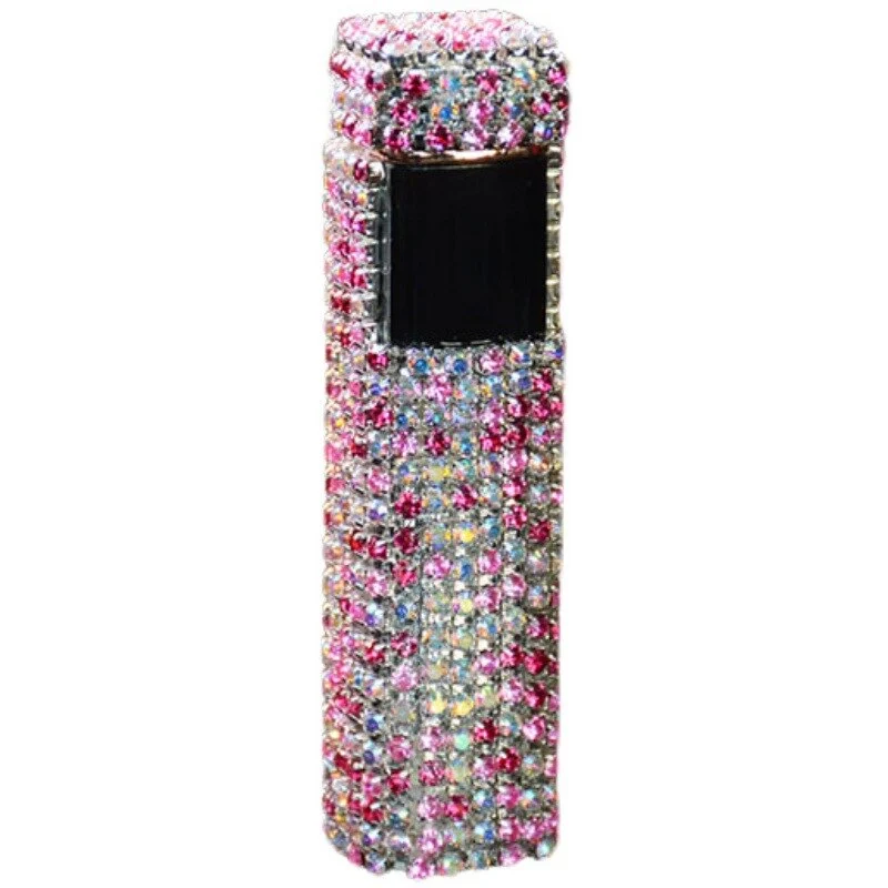 Elegant og Chic Genopladelig Lighter med Strass