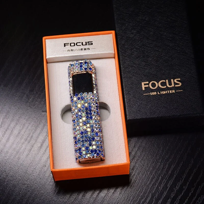 Elegant og Chic Genopladelig Lighter med Strass