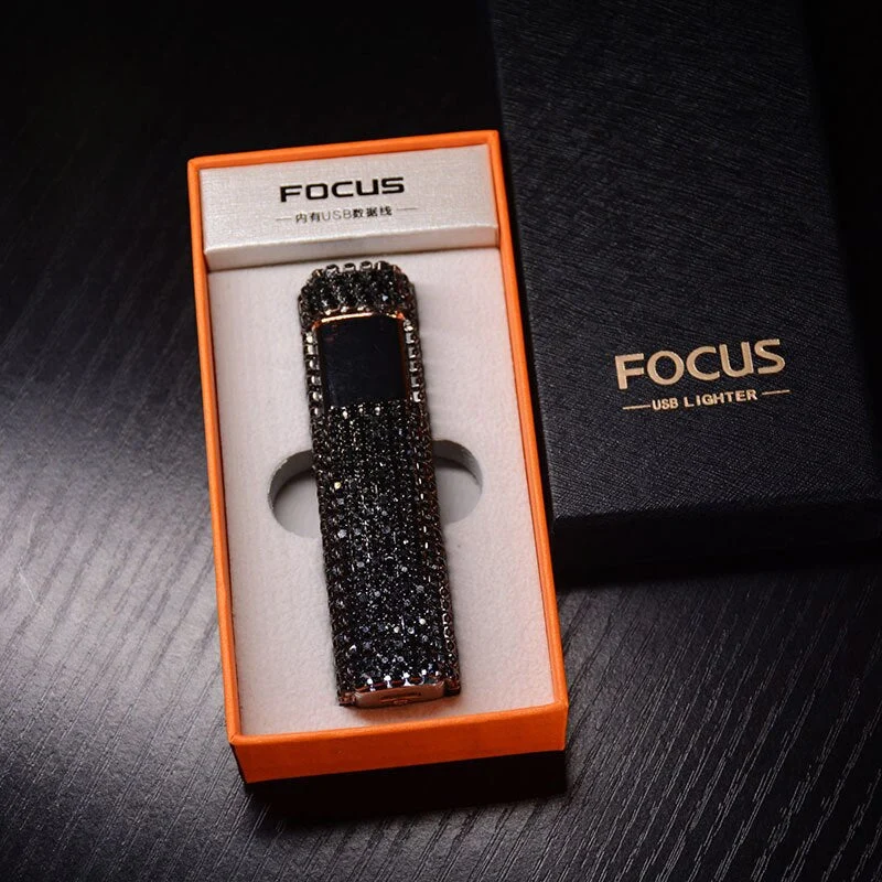 Elegant og Chic Genopladelig Lighter med Strass