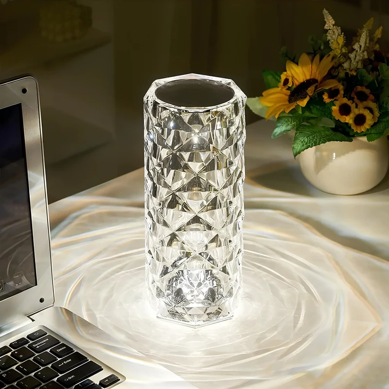 Touch Aktiver Krystal Bordlampe med 16 Farver og Fjernbetjening
