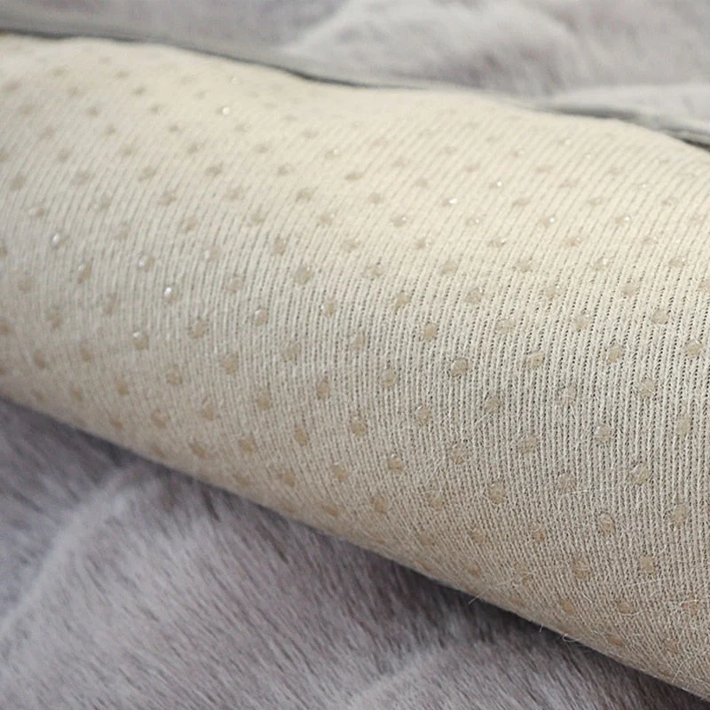 Snuggly Comfy Plush Sofapude