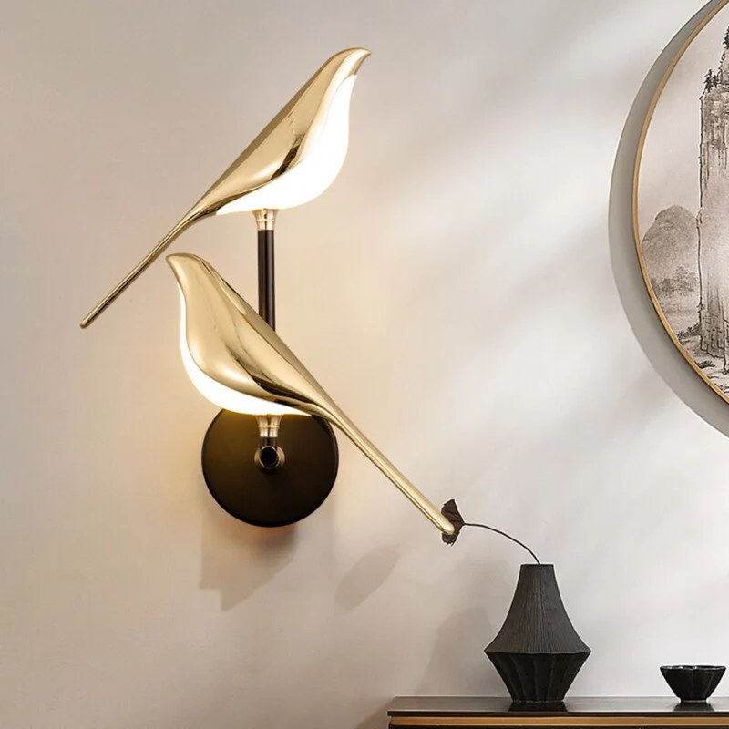 Moderne LED Væglampe med Fugle Design – Energibesparende Elegance