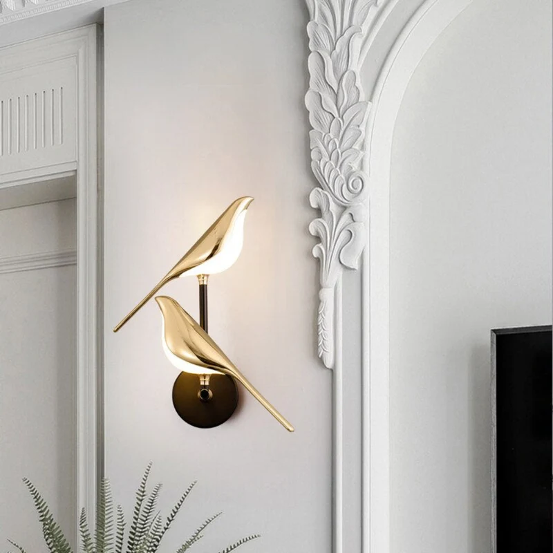 Moderne LED Væglampe med Fugle Design – Energibesparende Elegance