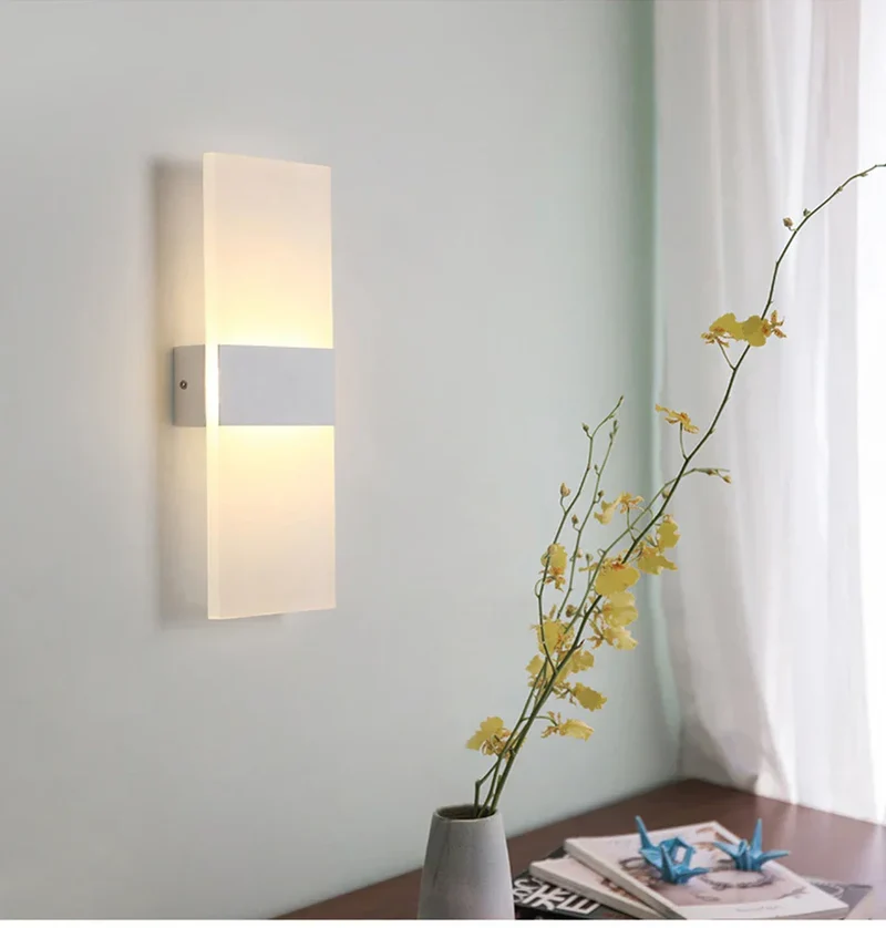 Trådløs LED Væglampe med Sensor – Moderne og Fleksibel Belysning