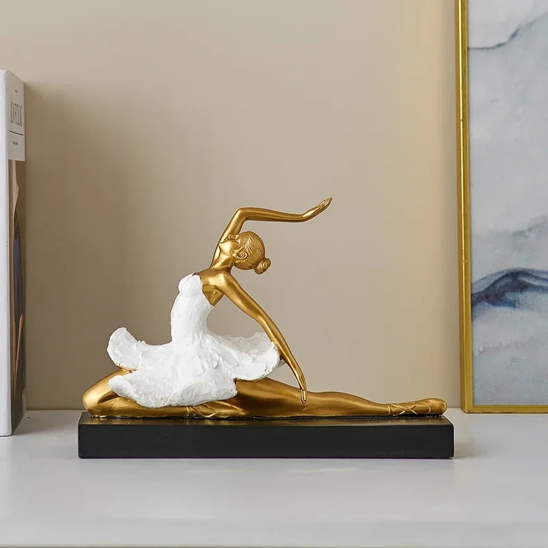 Dekorativ ballerina figur til skrivebord og hjemlige omgivelser