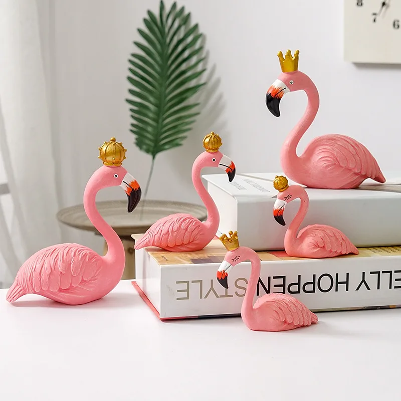 Moderne dekoration af flamingo figur i harpiks