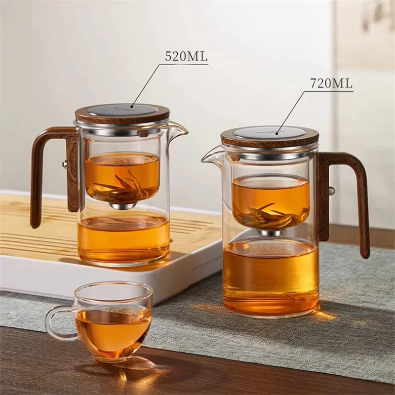 Elegant glas tepotte med infuser – stilfuld infusion med træhåndtag