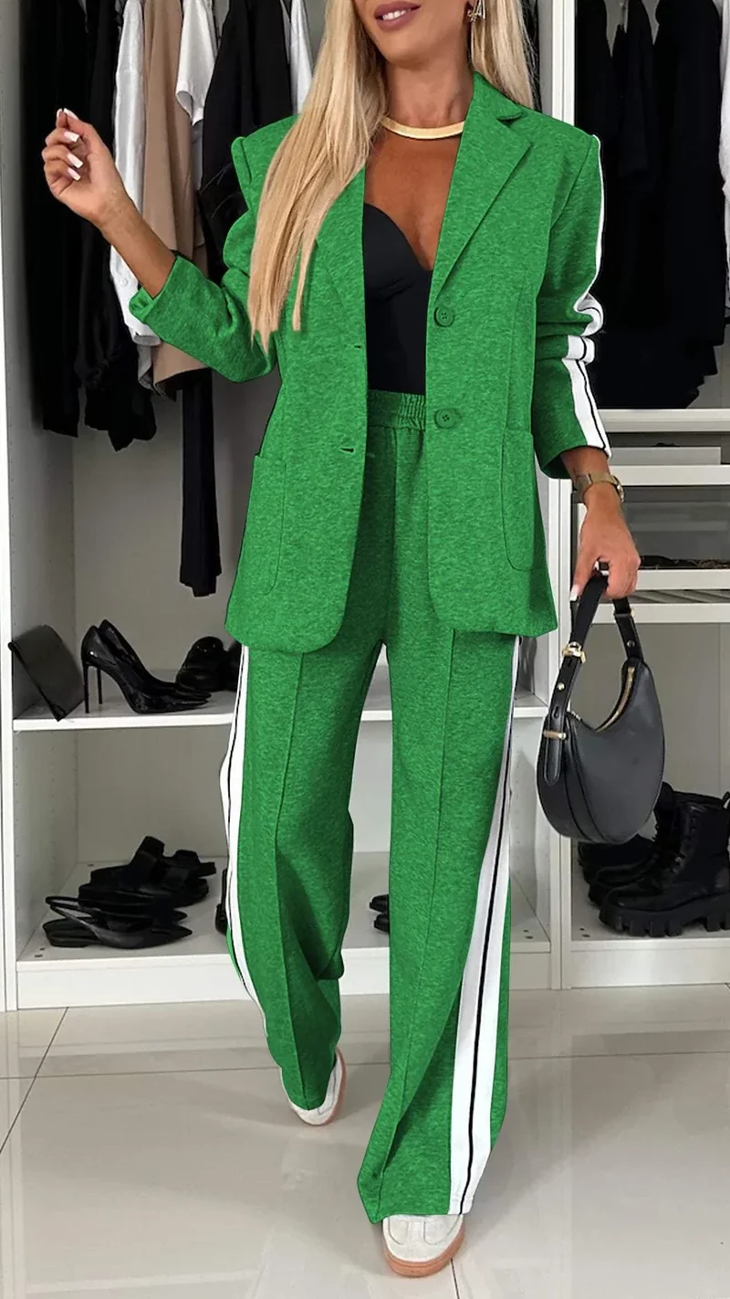 Chic Look med 2-delt Sæt – Blazer og Relaxede Bukser