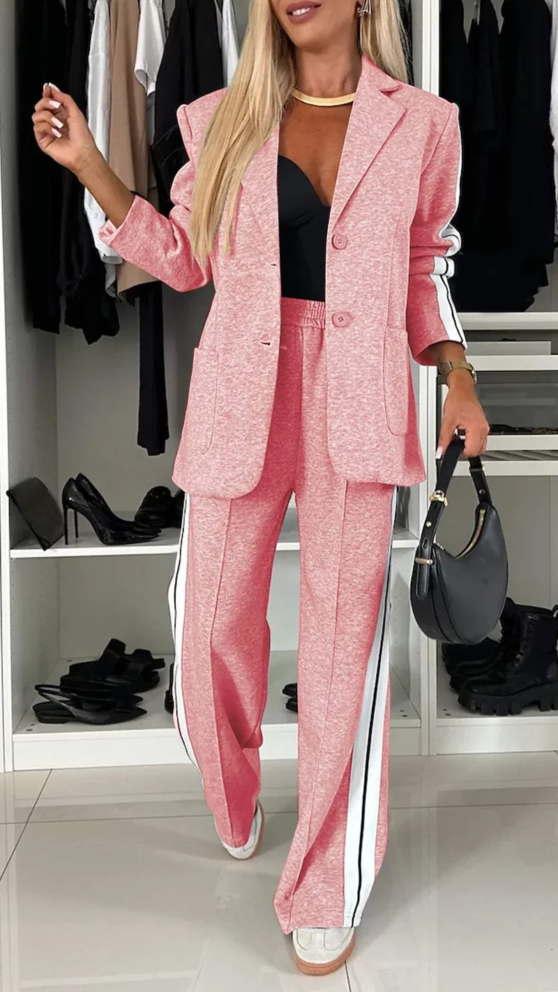 Chic Look med 2-delt Sæt – Blazer og Relaxede Bukser