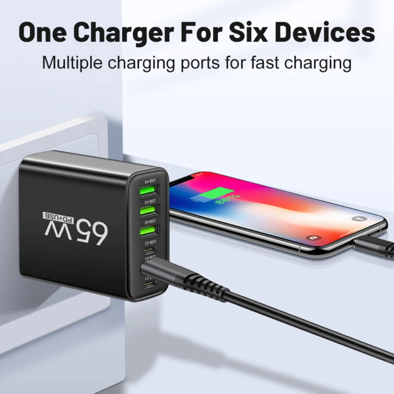 Multi USB Oplader - Hurtig og Sikker til Hjemmet og på Farten