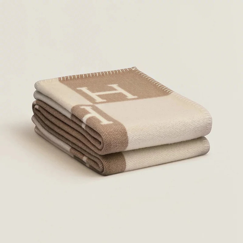 Luksuriøs Uld- og Cashmere Tæppe - ComfortWrap