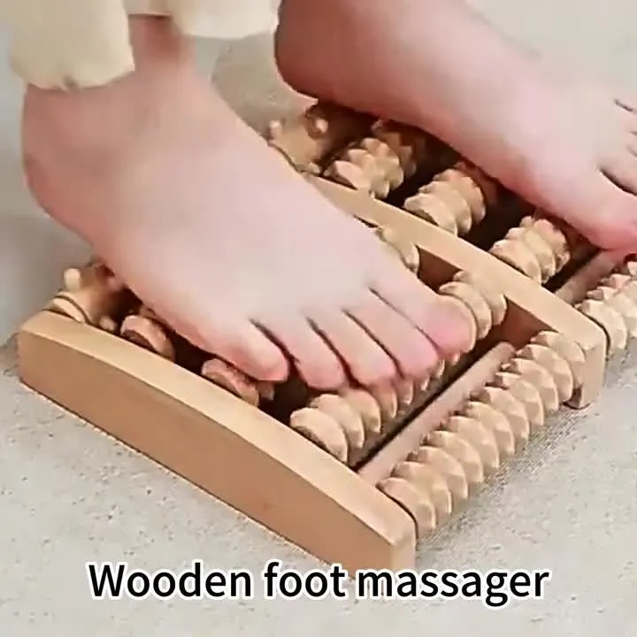 Fodmassagerulle i Naturtræ – Naturlig Luksus og Afslapning