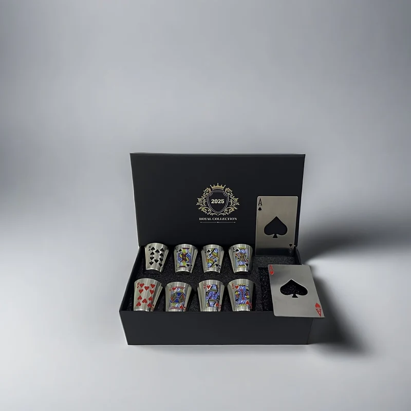 Elegante Whisky Glas Set med Kortmotiver og Flaskebrikker
