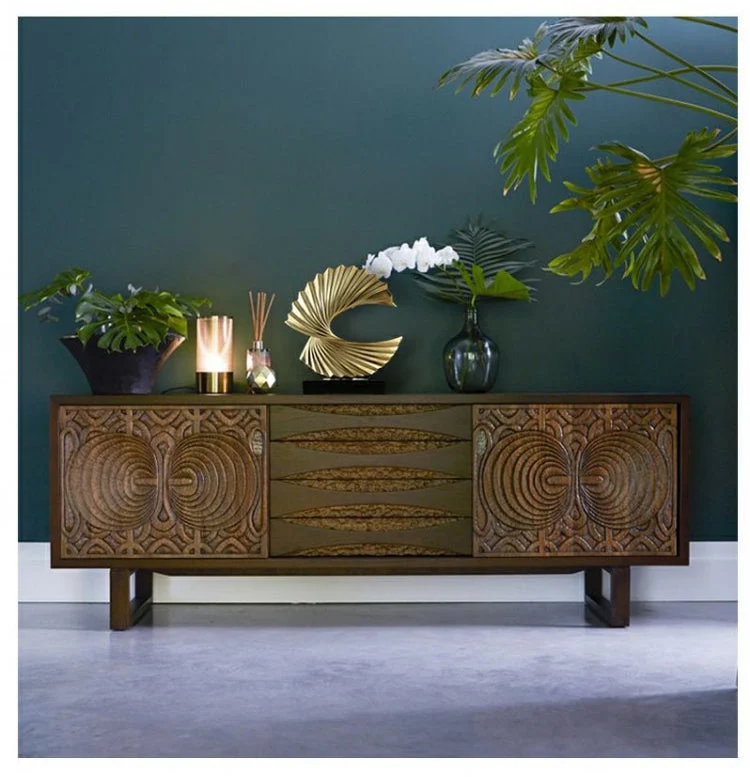 Elegant Halvmåne Skulptur – LunaLuxe