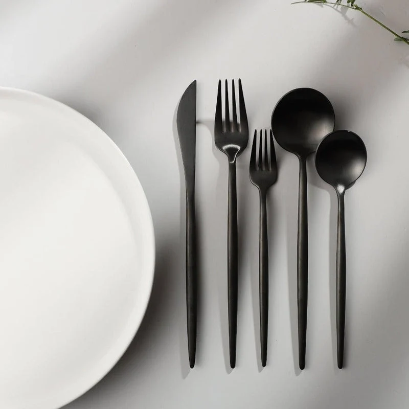 Moderne Minimalistiske Bestik til Din Tabel