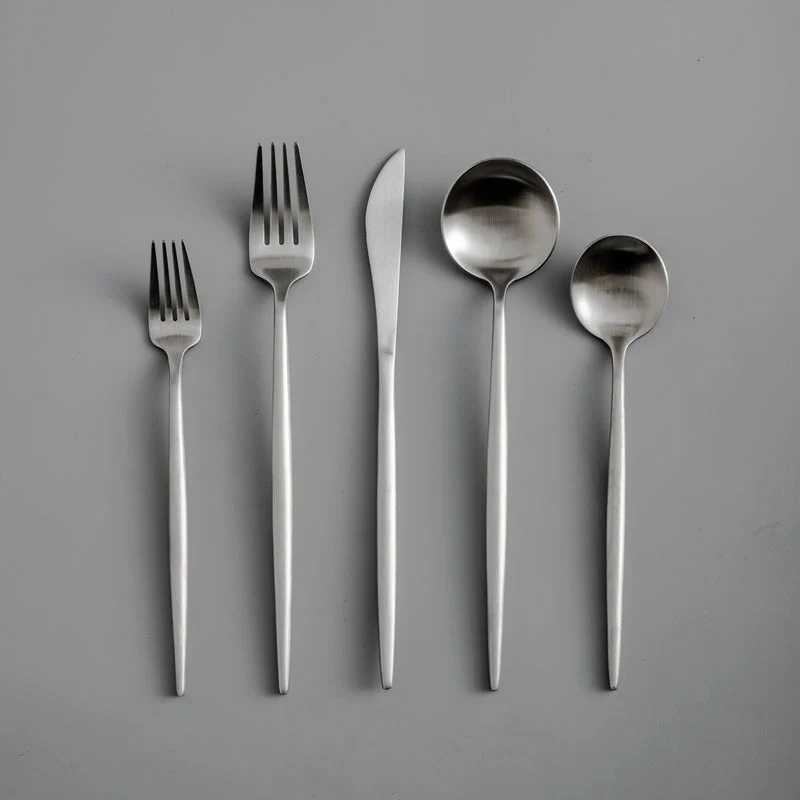 Moderne Minimalistiske Bestik til Din Tabel