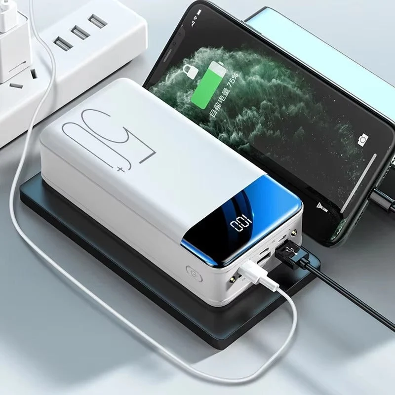 Kraftfuld 50.000mAh Power Bank - Hurtig opladning til alle enheder