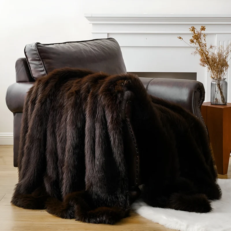 Luksus Fleece Tæppe i Syntetisk Pels – Blødt Tæppe til Seng og Sofa