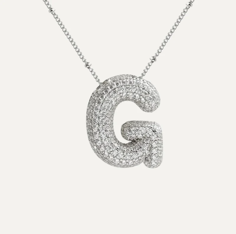 Diamant halskæde med bogstav