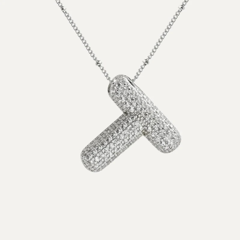 Diamant halskæde med bogstav