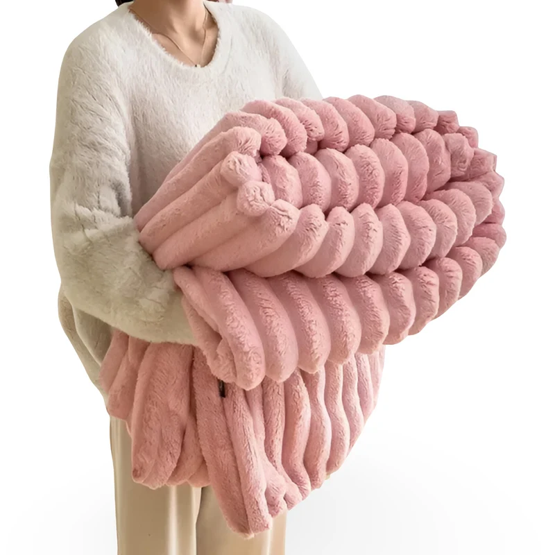 Luksus fleece tæppe til sofa - blødt, varmt og hyggeligt tæppe til stue