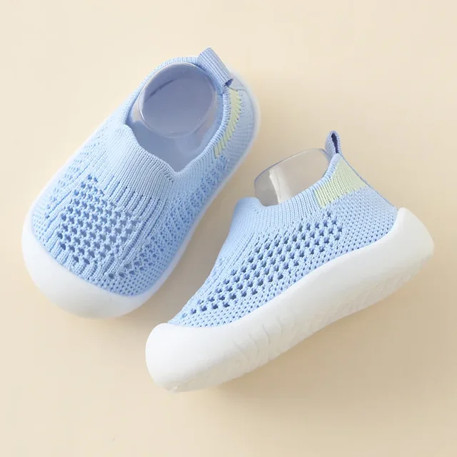 Børnesko – Legesneakers fra KomfyKicks