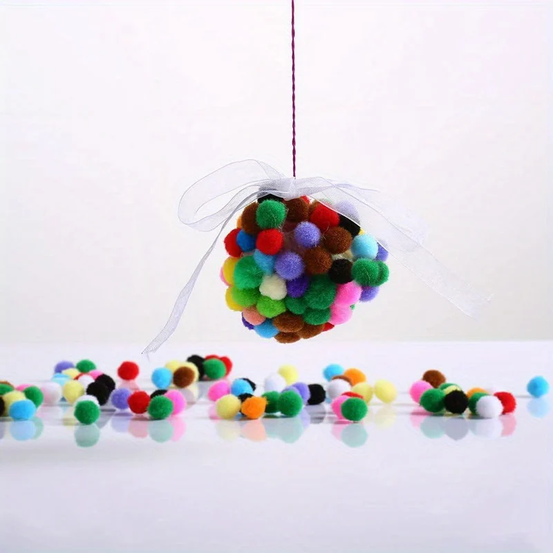 Kreativt Pom Pom Sæt – 2000 Farverige Pompomer til Håndværk