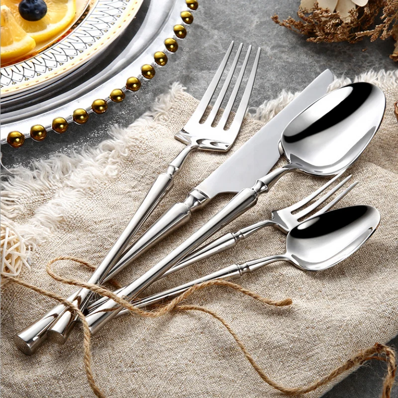 Elegant Sæt af 24 Stk. Rustfrit Stål Bestik – GlanzSet