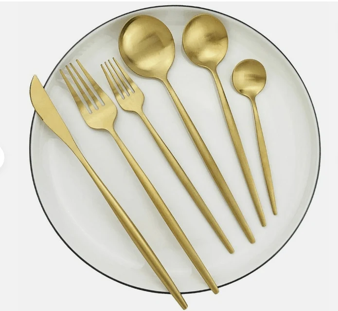 Elegant Sæt af Rustfrit Stål Bestik – Guld Design | 24 eller 48 dele