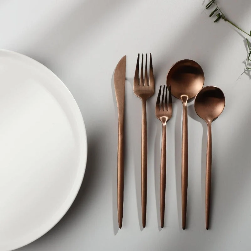 Elegant Sæt af Rustfrit Stål Bestik – Guld Design | 24 eller 48 dele