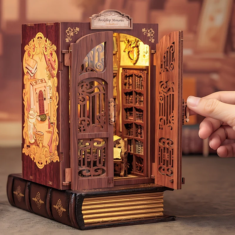 Miniature Bogbutik DIY – 3D Trækit med Belysning til Kreativ Dekoration