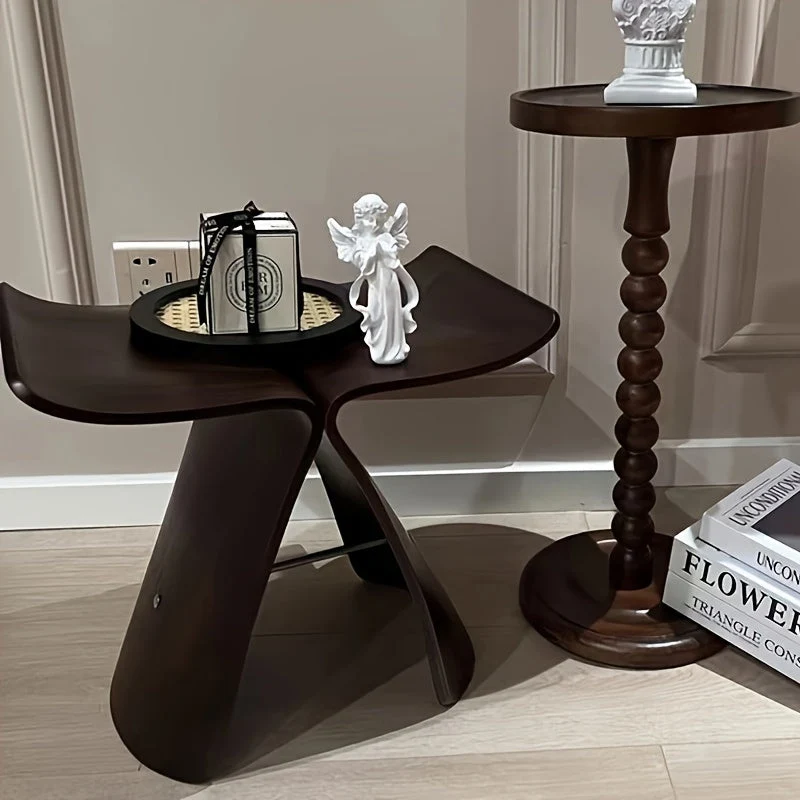 Elegant Hummingbird Taburet – Tidens Design til Dit Hjem