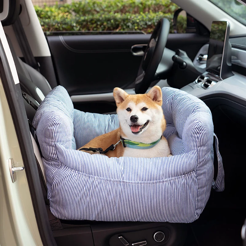 Behagelig hundeseng til bilen - Rejsevenlig
