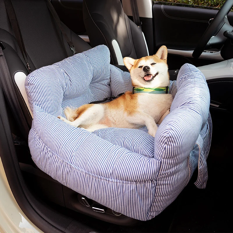 Behagelig hundeseng til bilen - Rejsevenlig