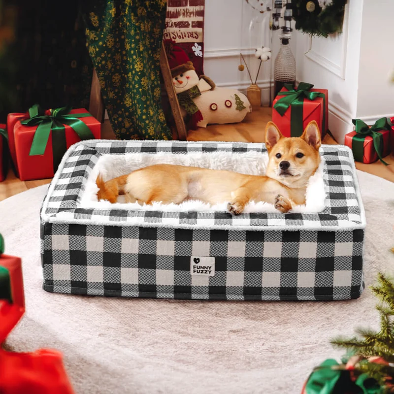 Vinterhundeseng i blødt ternet design - Skotsk seng til kolde dage