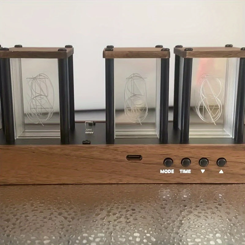 Retro Moderne Rørur – Digital RGB LED Ur til Unik Indretning