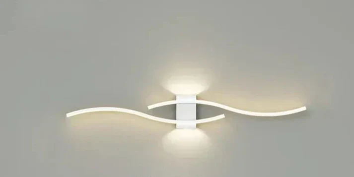 Moderne LED Væglampe i Bølgeform | 60×15 cm | Energibesparende og Blødt Lys